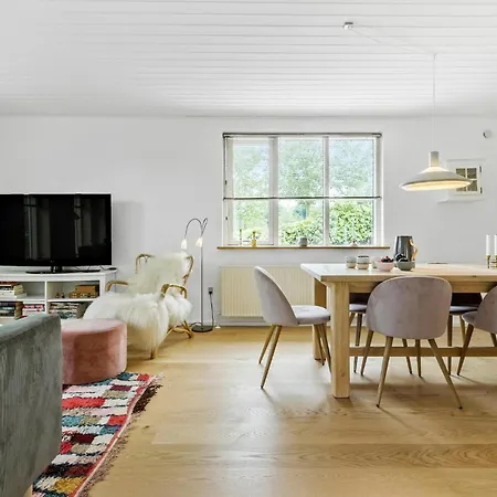 2 Bedroom In